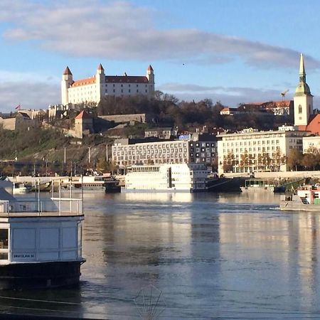 Nice Flat Under The Castle Bratislava Exterior foto