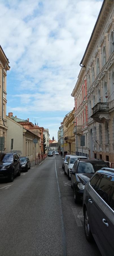 Nice Flat Under The Castle Bratislava Exterior foto