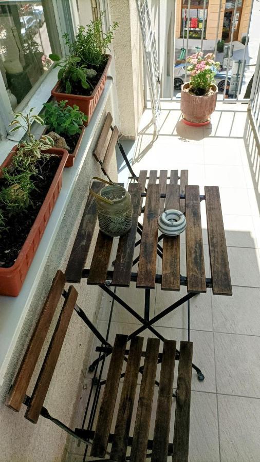 Nice Flat Under The Castle Bratislava Exterior foto